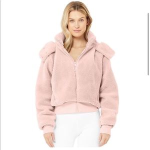 Alo Yoga Foxy Sherpa Jacket in Dusty Pink Size M